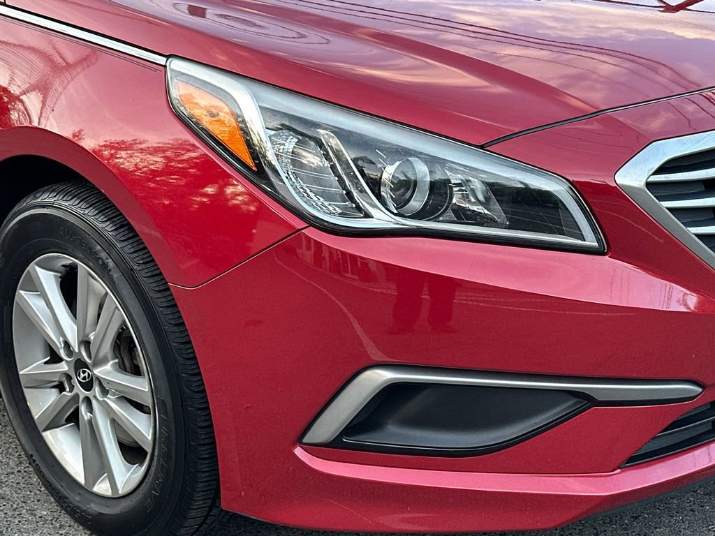 Used 2017 Hyundai Sonata SE FWD image 8