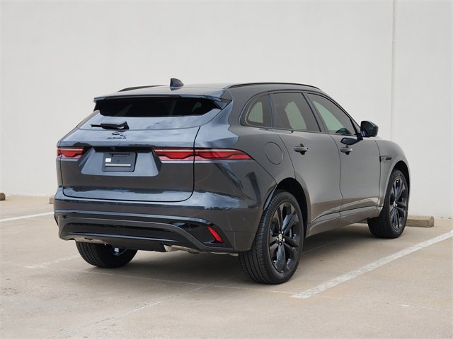 Used 2025 Jaguar F-PACE R-Dynamic S image 4