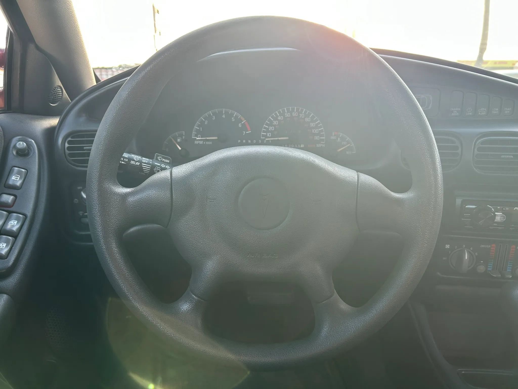 Used 2003 Pontiac Grand Prix SE w/ Equipment Group FWD image 19