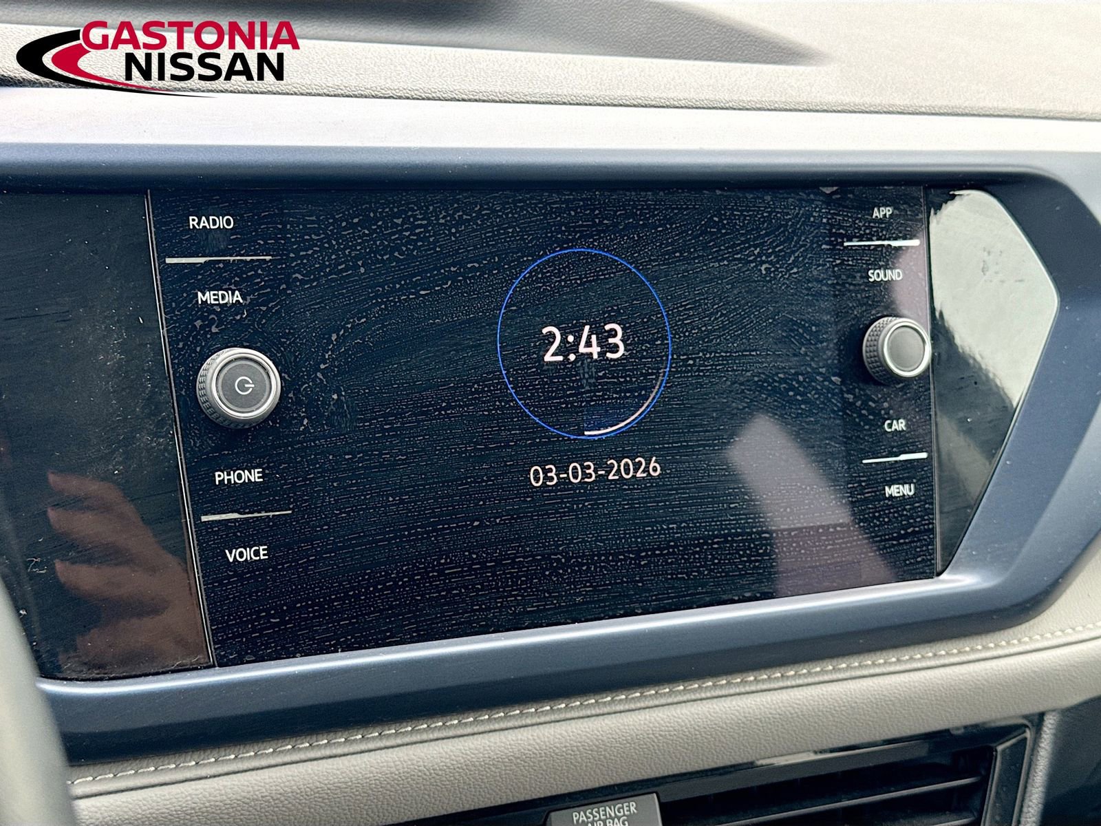 Used 2024 Volkswagen Taos SE image 18