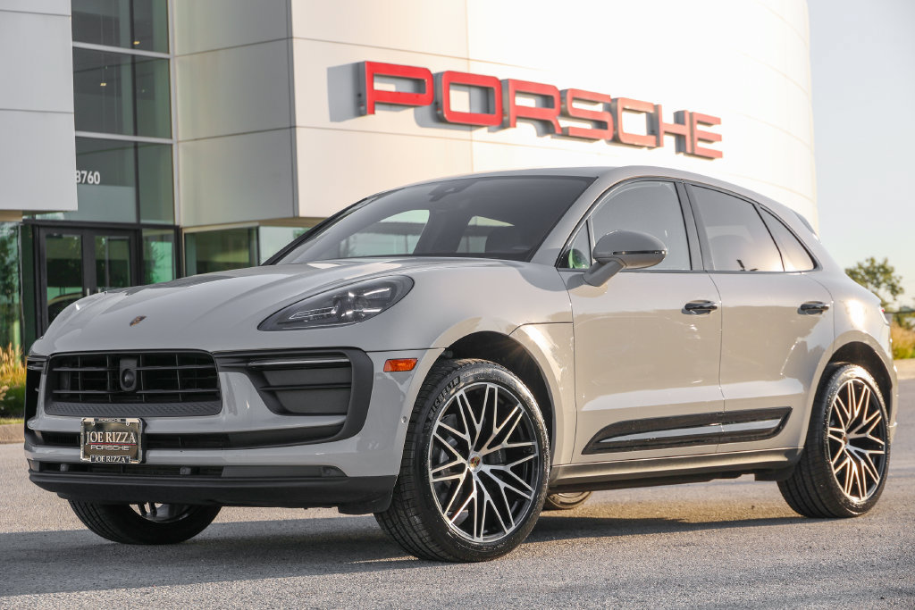 Certified 2023 Porsche Macan Turbo AWD/4WD image 1