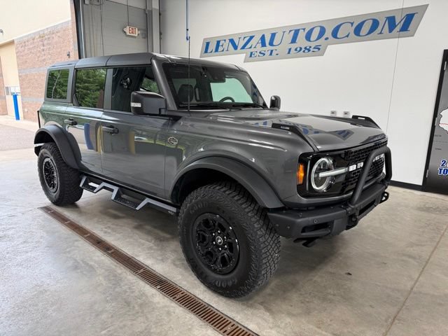 Used 2024 Ford Bronco Wildtrak AWD/4WD image 2