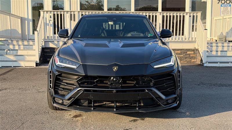 Used 2021 Lamborghini Urus AWD/4WD image 12