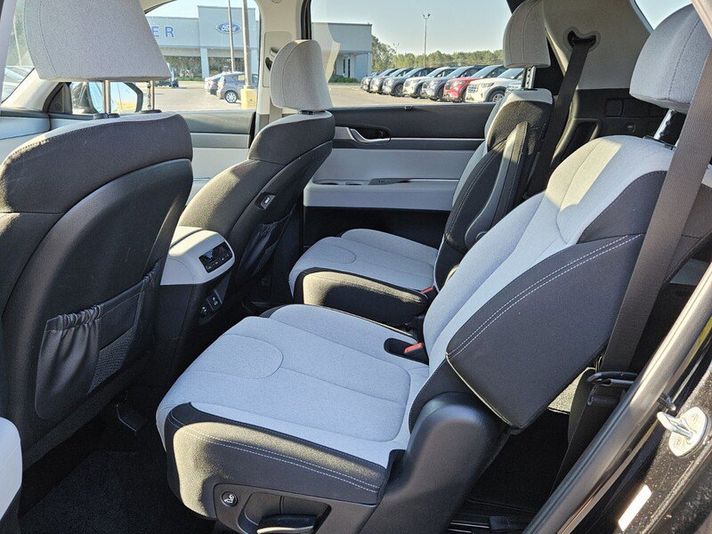 Used 2020 Hyundai Palisade SEL w/ Convenience Package image 6