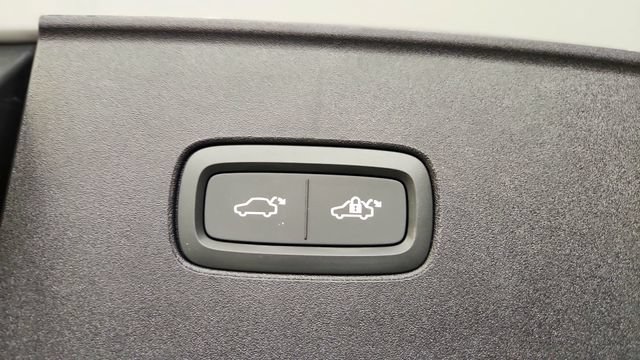 New 2026 Volvo EX90 Plus AWD/4WD image 45