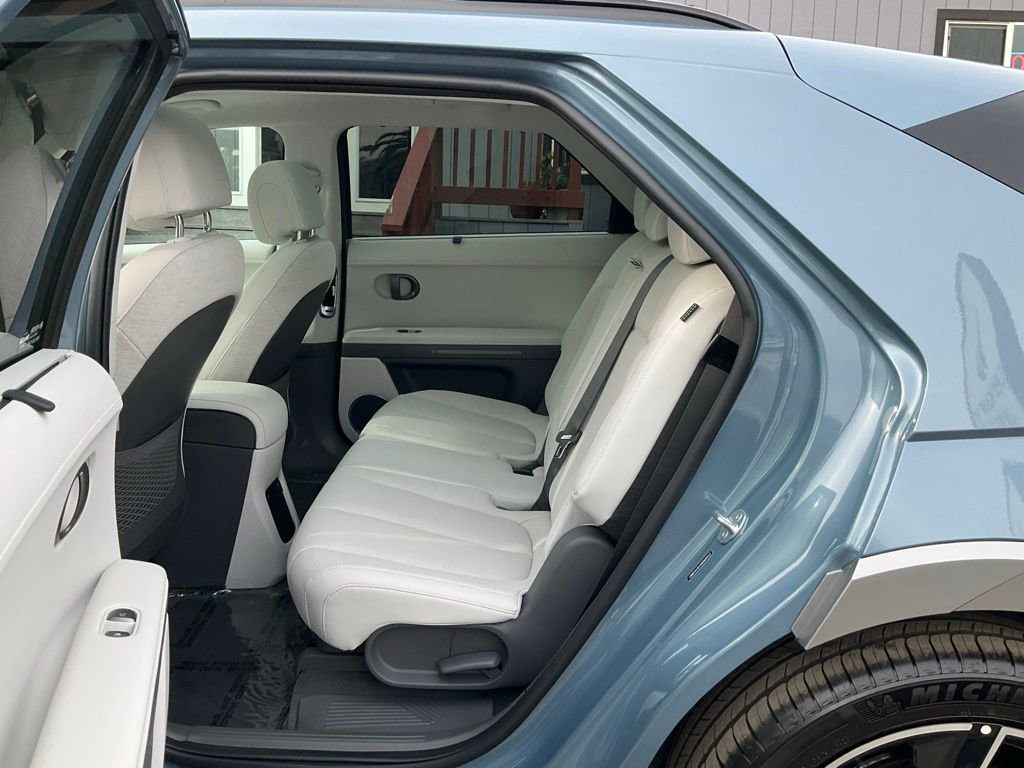 Used 2025 Hyundai Ioniq 5 Limited image 26