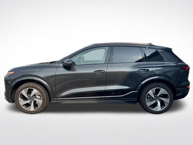 Certified 2025 Audi Q6 e-tron Premium Plus AWD/4WD image 4
