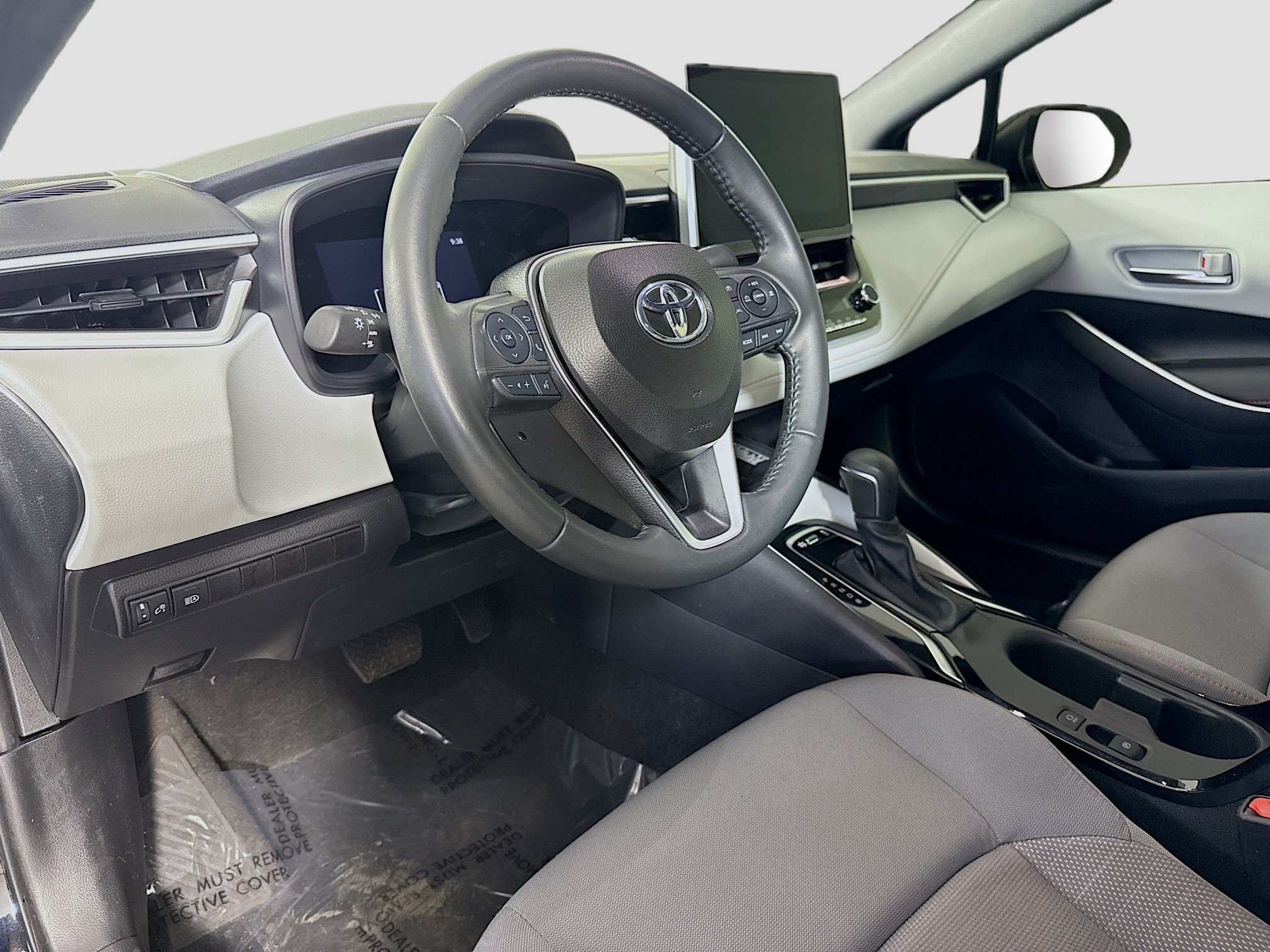 Used 2025 Toyota Corolla FX w/ Convenience Package FWD image 23