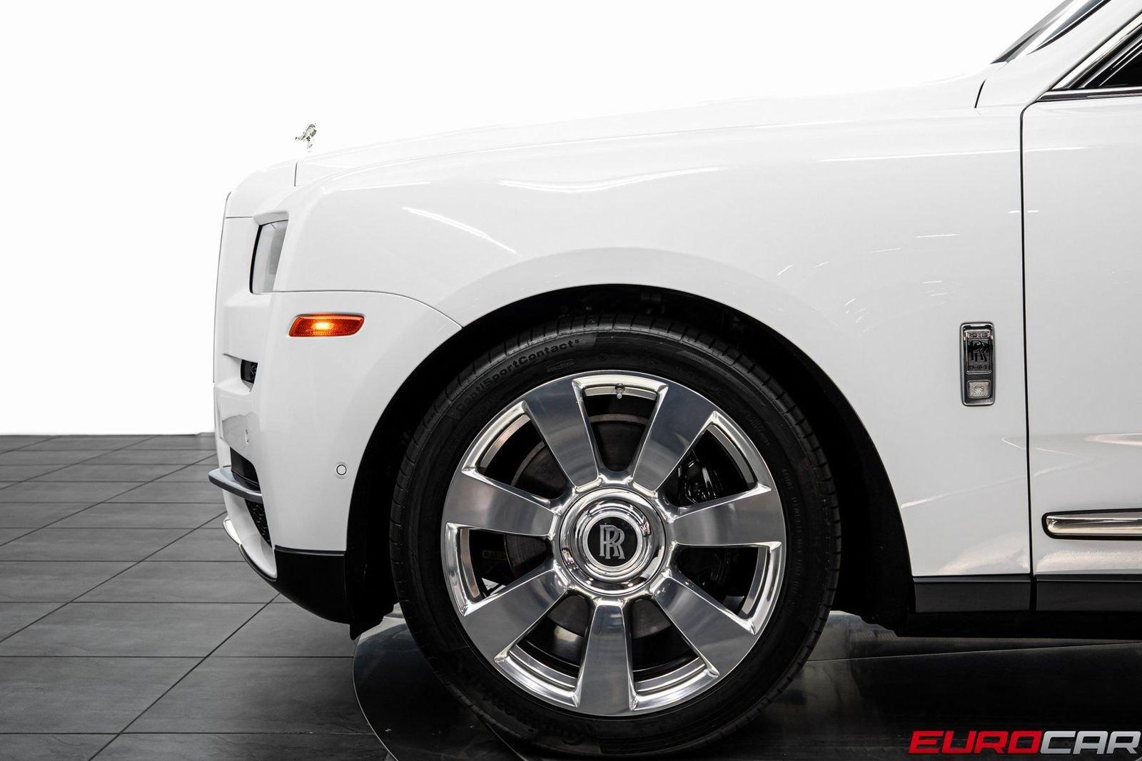 Used 2020 Rolls-Royce Cullinan AWD/4WD image 13