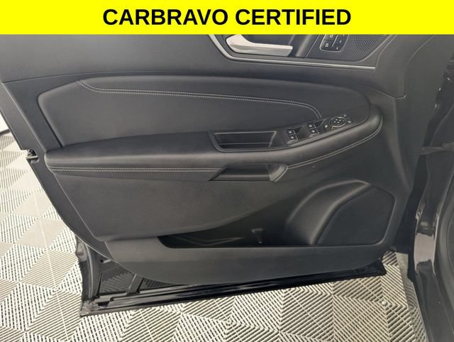 Used 2022 Ford Edge Titanium w/ Equipment Group 301A AWD/4WD image 10