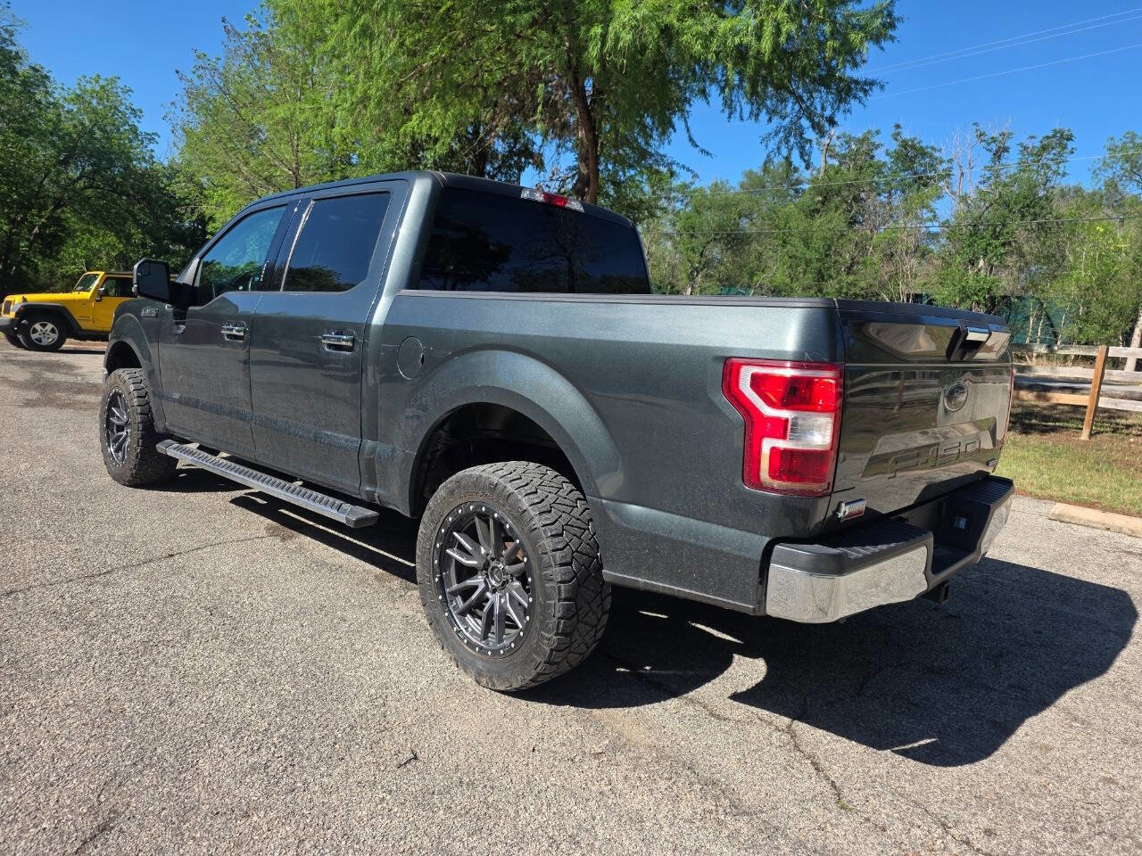 Used 2018 Ford F150 XLT w/ Equipment Group 301A Mid image 27