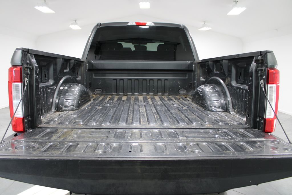 Used 2017 Ford F250 XLT w/ XLT Value Package image 17