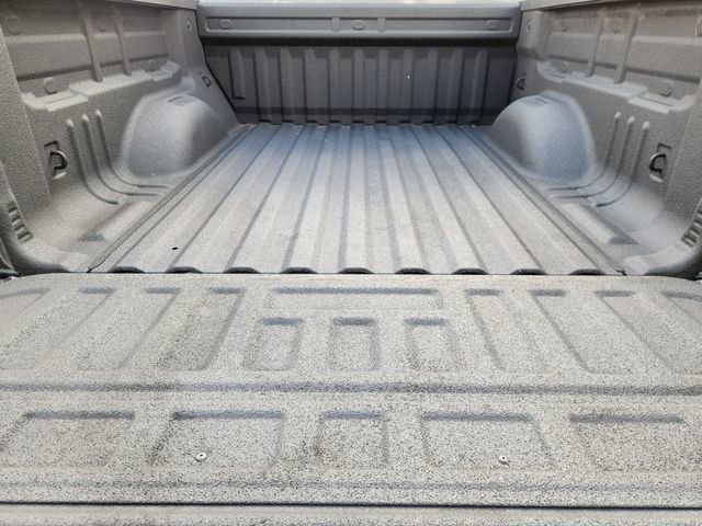 Used 2022 Chevrolet Colorado LT RWD image 31