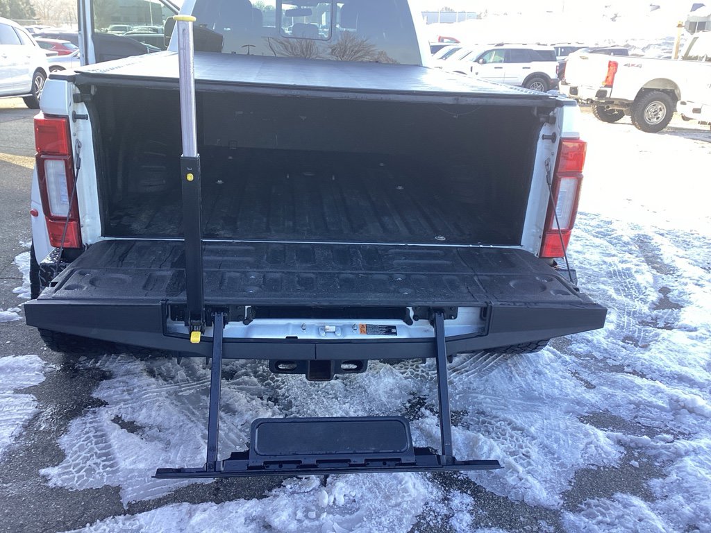 Used 2022 Ford F350 Platinum w/ Snow Plow Prep Package image 32