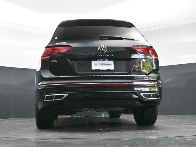 Used 2024 Volkswagen Tiguan SEL R-Line AWD/4WD image 37