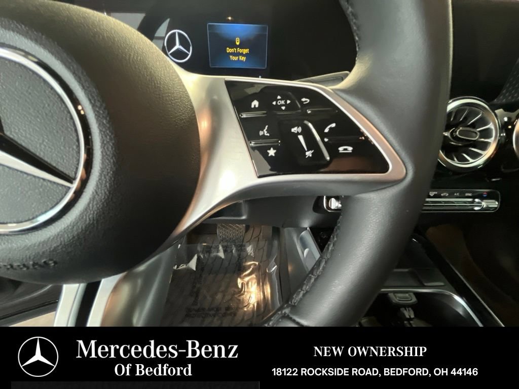 Used 2026 Mercedes-Benz GLB 250 4MATIC image 24
