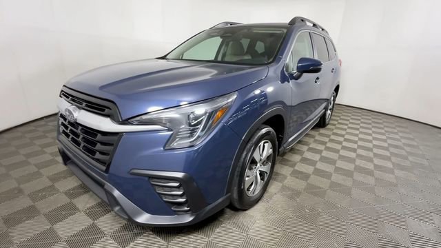 Used 2023 Subaru Ascent Premium w/ Convenience Package AWD/4WD image 10