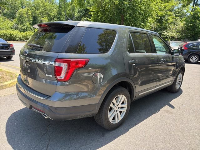 Used 2018 Ford Explorer XLT w/ Equipment Group 202A AWD/4WD image 4