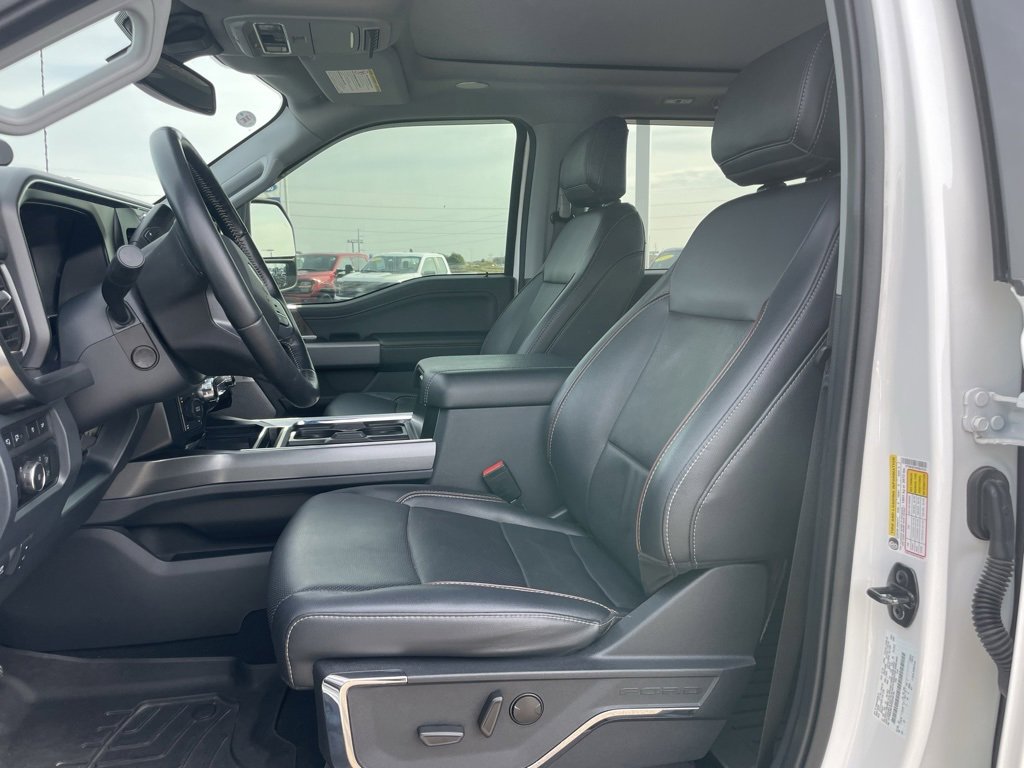 Used 2023 Ford F350 Lariat w/ Lariat Ultimate Package image 7