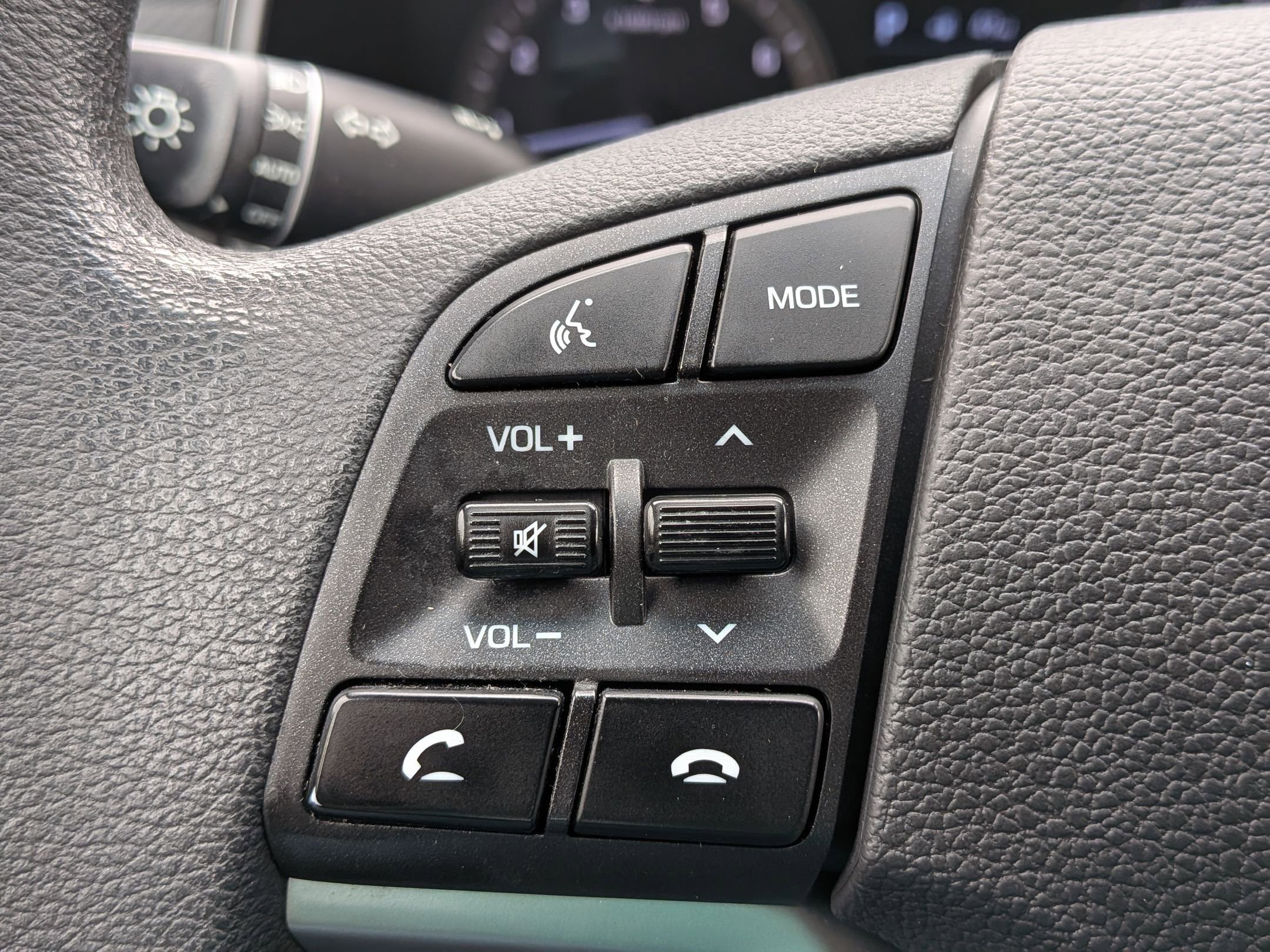 Used 2020 Hyundai Tucson Value w/ Cargo Package AWD/4WD image 14