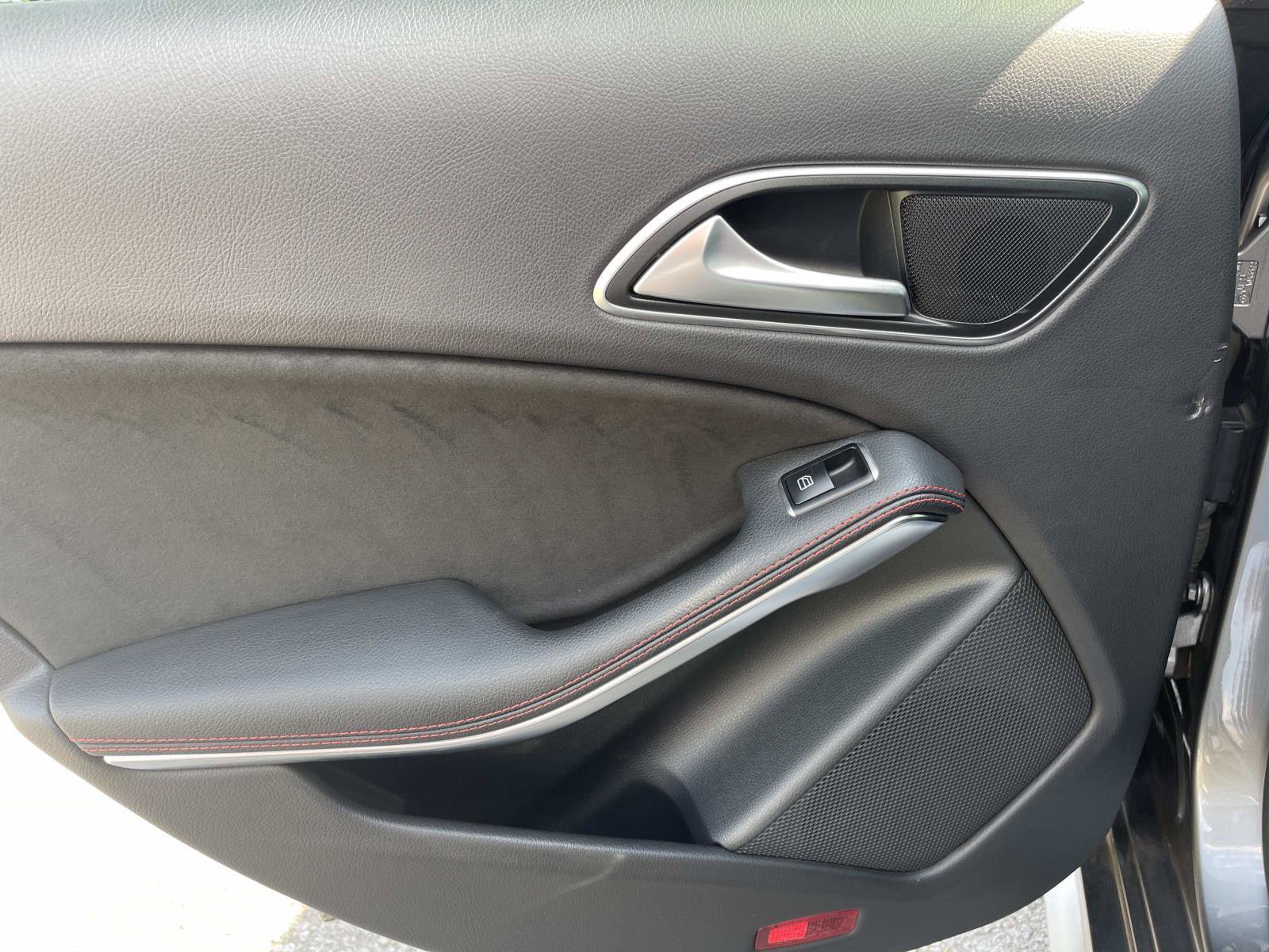 Used 2015 Mercedes-Benz CLA 45 AMG 4MATIC image 18