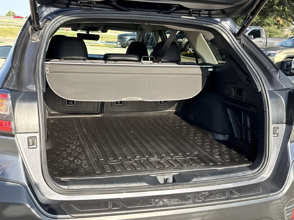 Used 2022 Subaru Outback Onyx Edition XT w/ Popular Package #2 AWD/4WD image 13