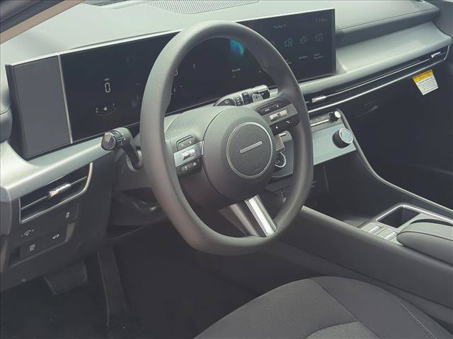 New 2025 Hyundai Sonata SEL FWD image 3