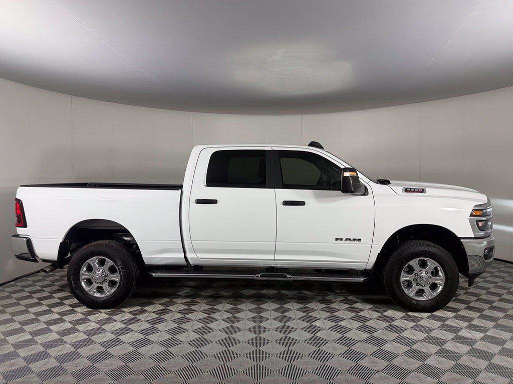 Used 2026 RAM 2500 Big Horn AWD/4WD image 7