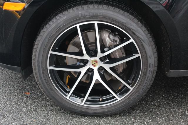 Used 2023 Porsche Macan Turbo image 15