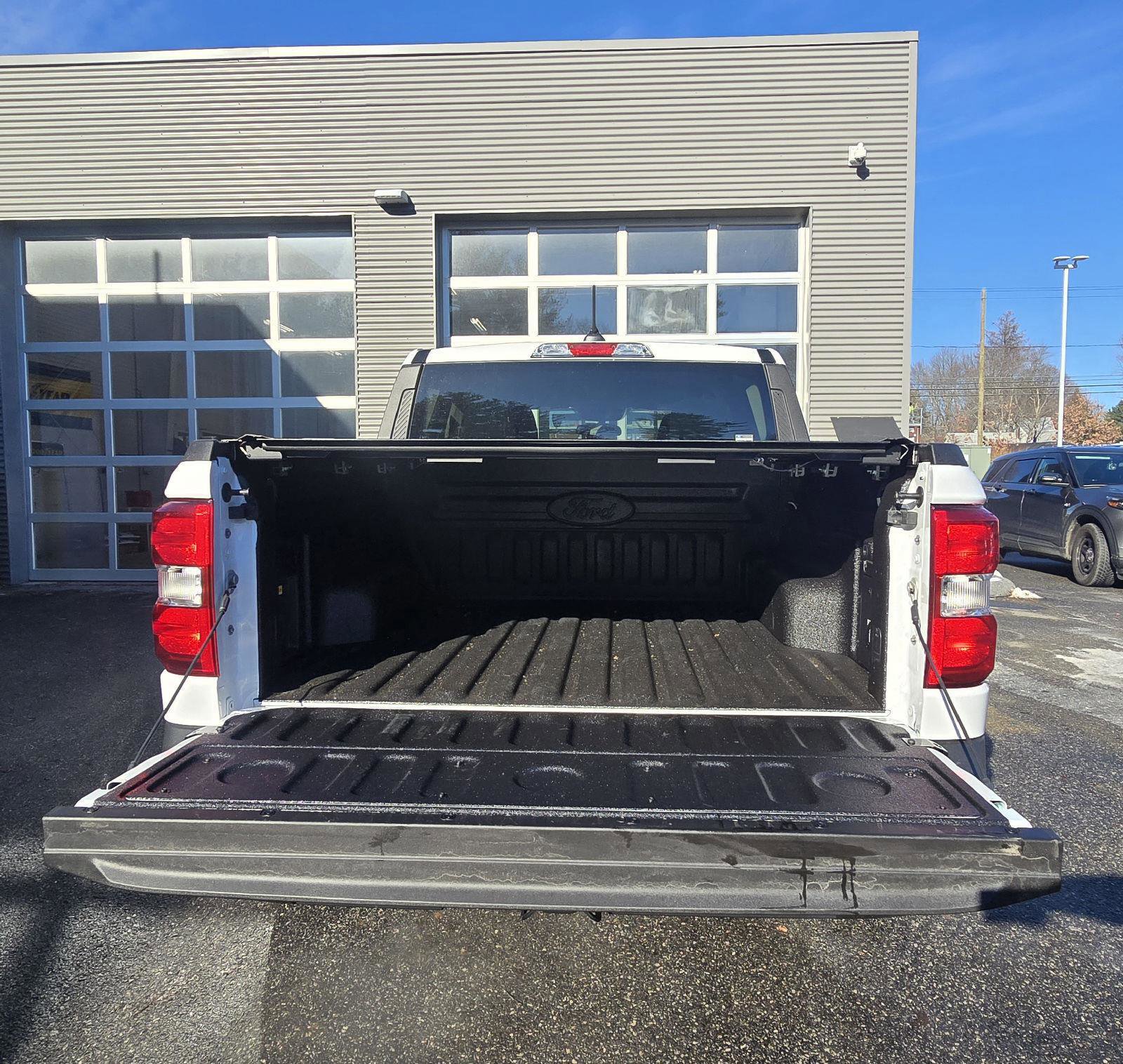 New 2025 Ford Maverick XLT w/ Equipment Group 301A image 9