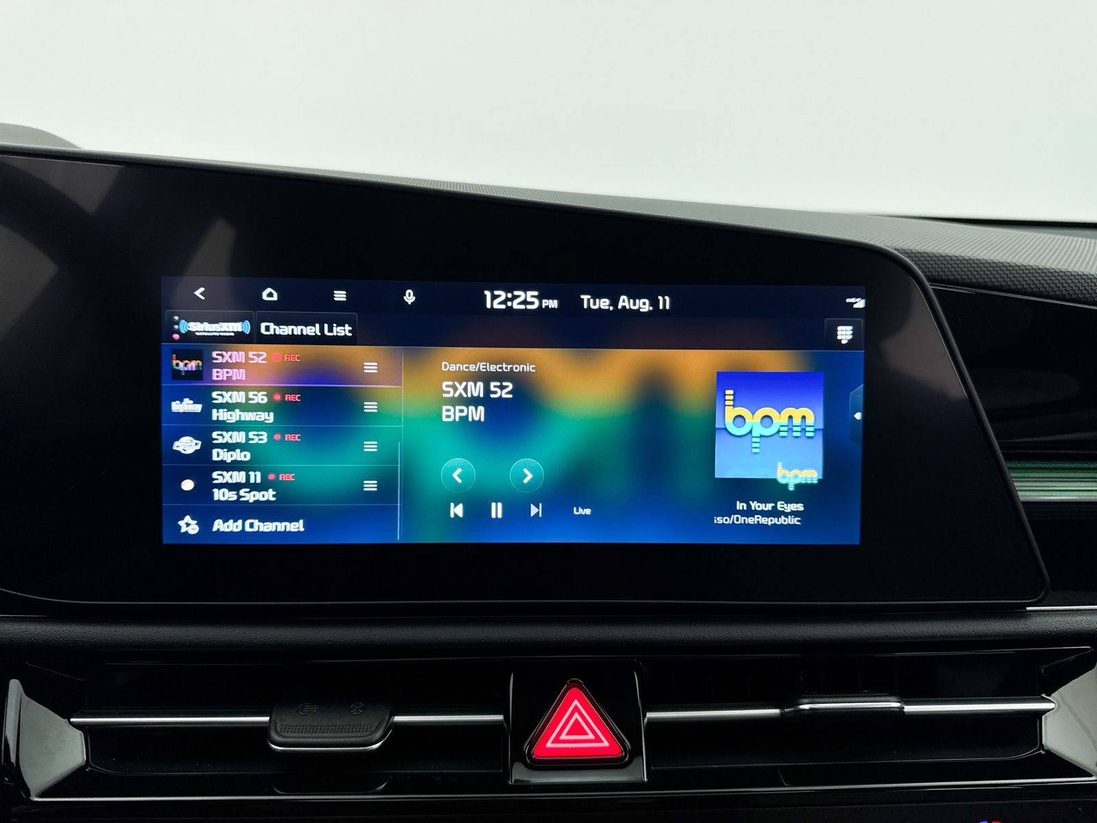 Certified 2024 Kia Niro SX Touring FWD image 23