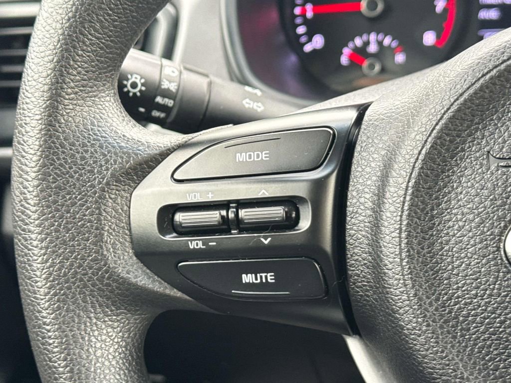 Used 2018 Kia Rio LX FWD image 9