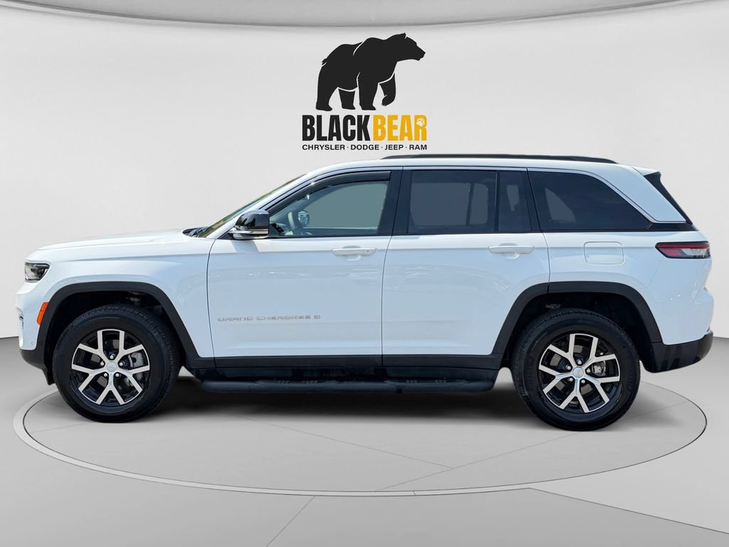 Used 2025 Jeep Grand Cherokee Limited w/ Luxury Tech Group II AWD/4WD image 6