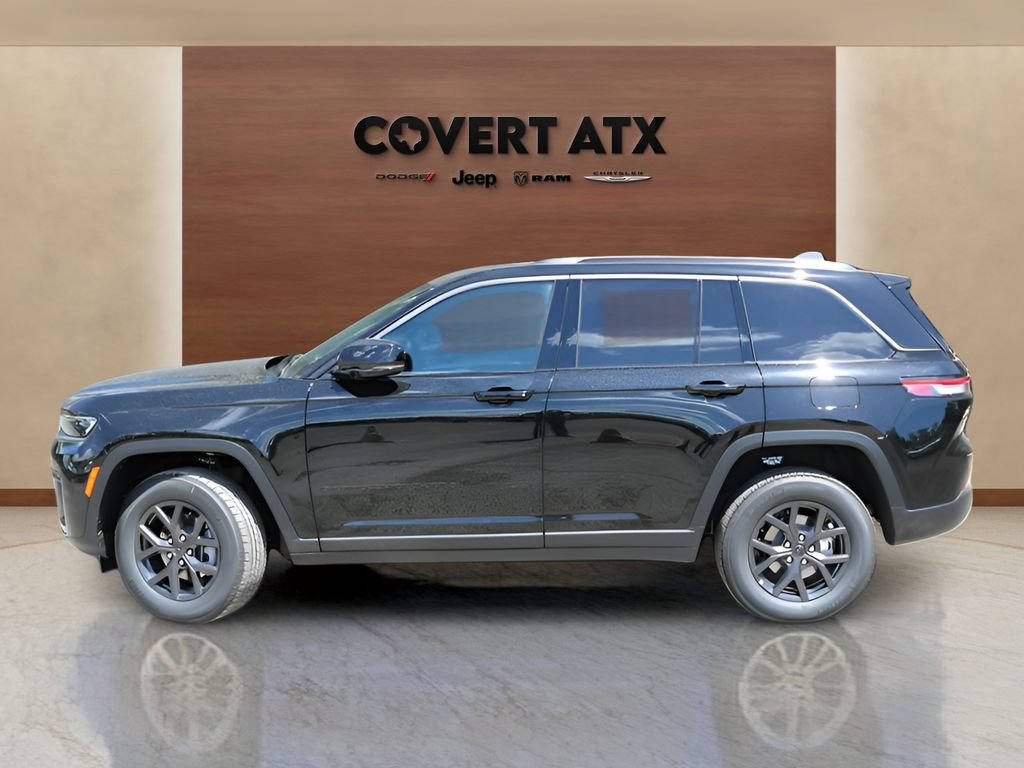 New 2027 Jeep Grand Cherokee Altitude AWD/4WD image 2