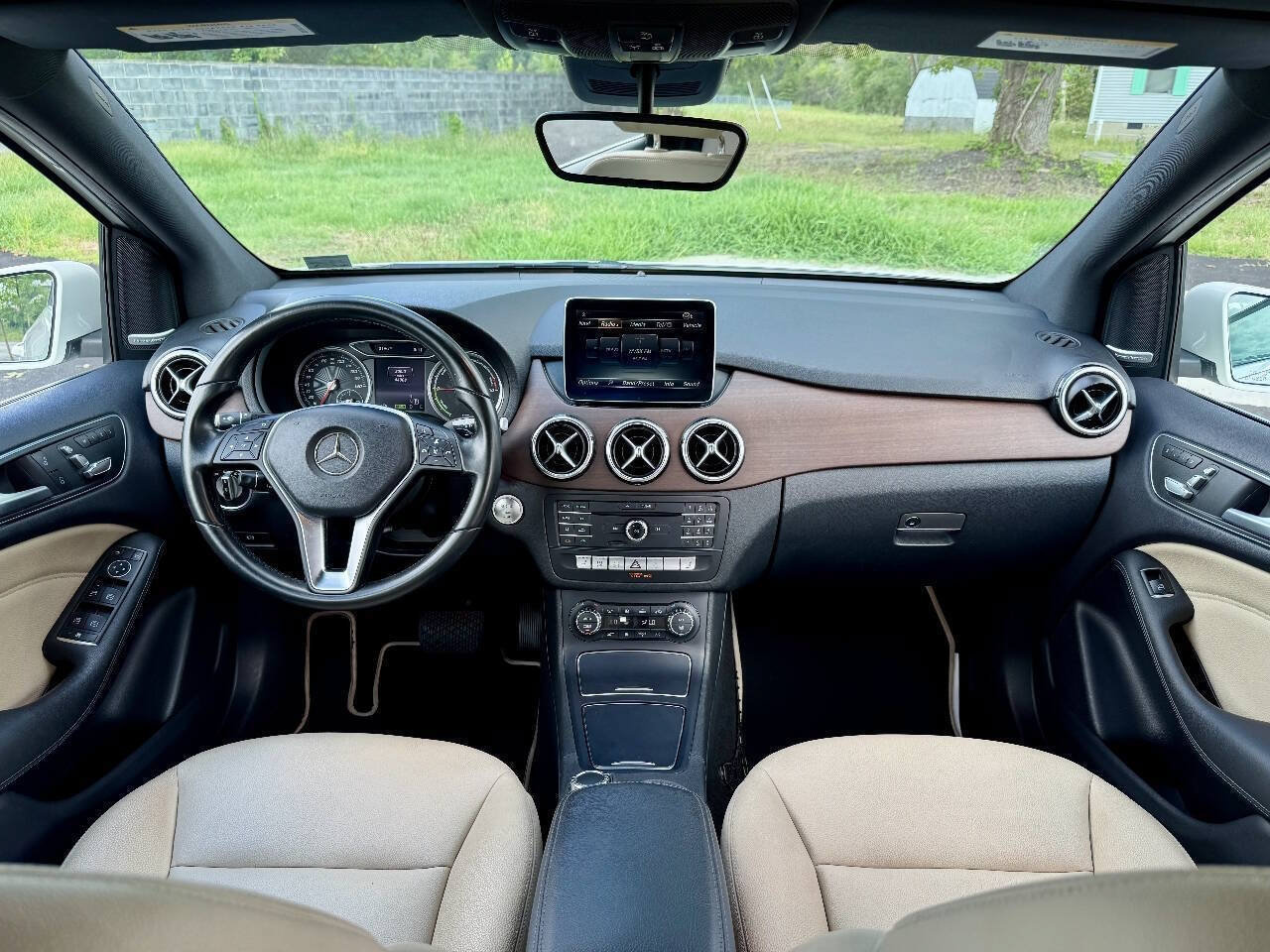 Used 2015 Mercedes-Benz B 250e image 20