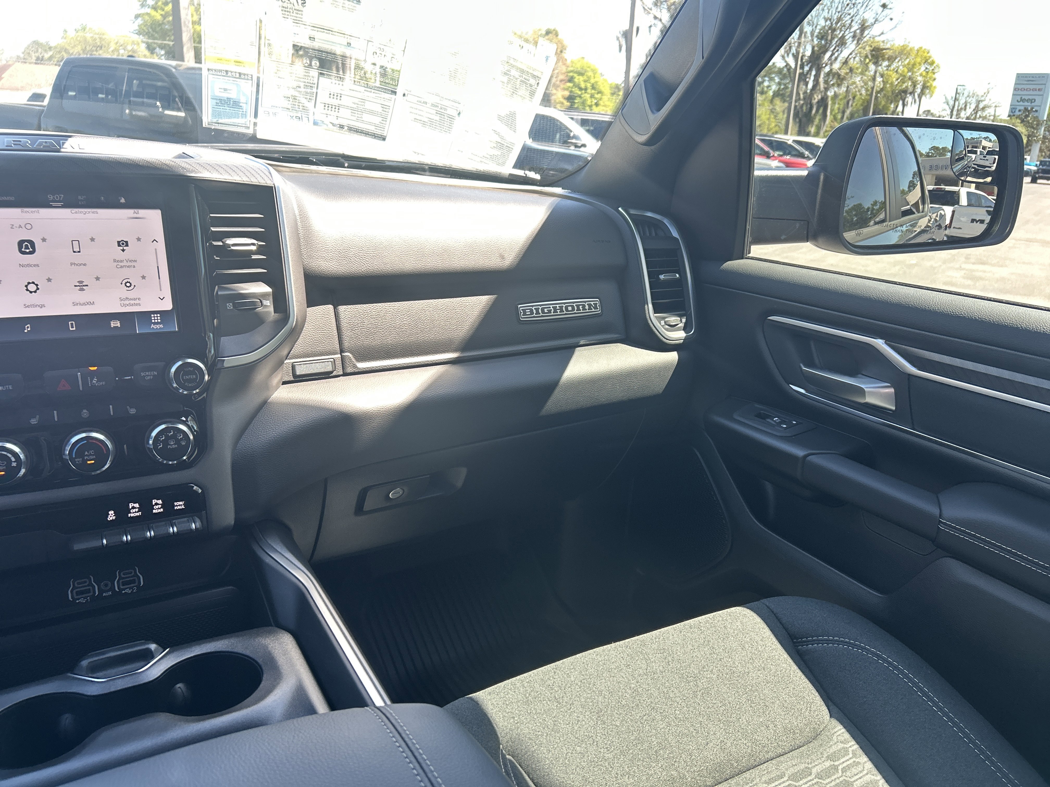 New 2026 RAM 1500 4x4 Crew Cab image 36