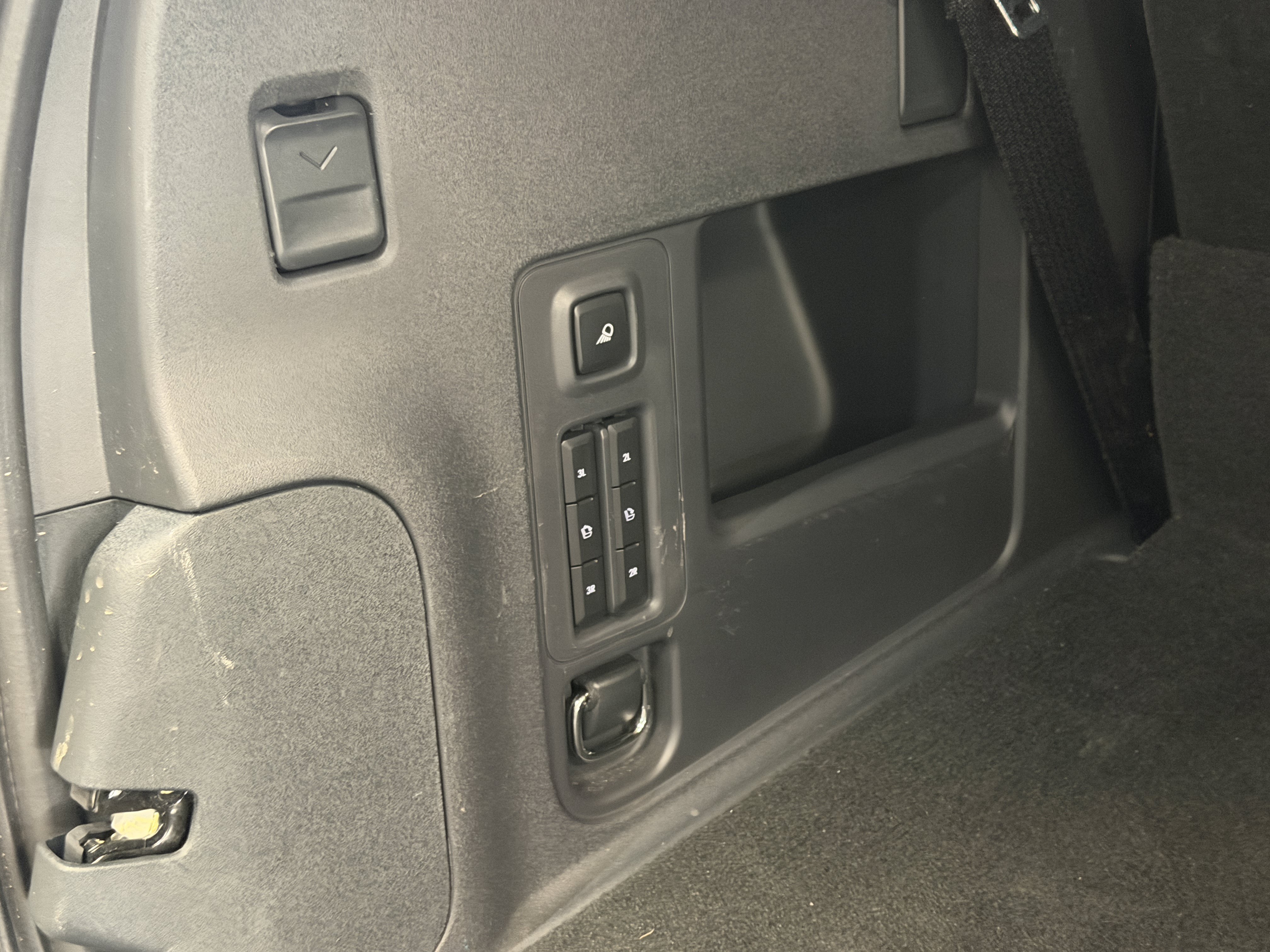 Used 2025 Lincoln Navigator Reserve AWD/4WD image 28