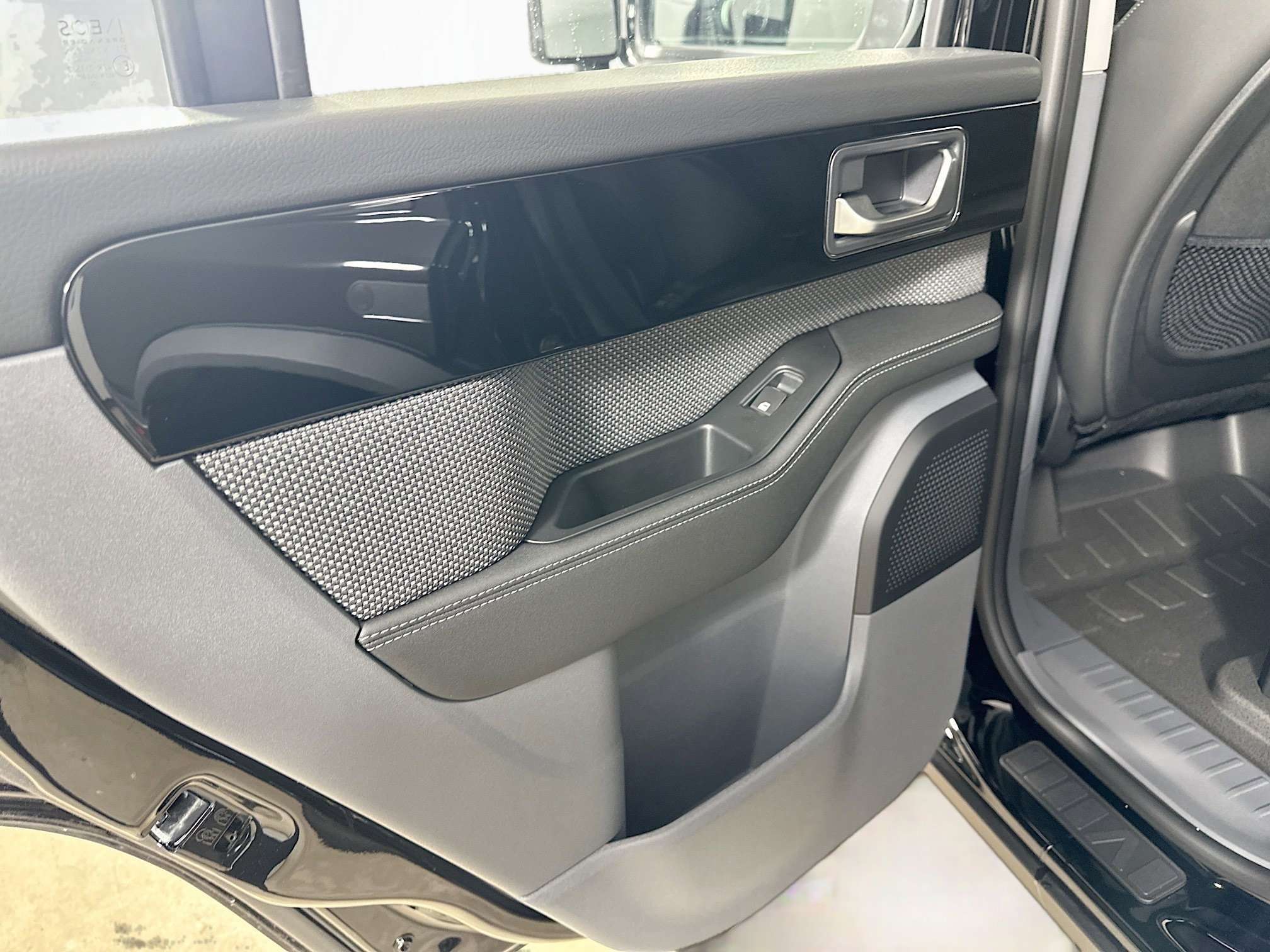 New 2026 INEOS Grenadier Station Wagon AWD/4WD image 34