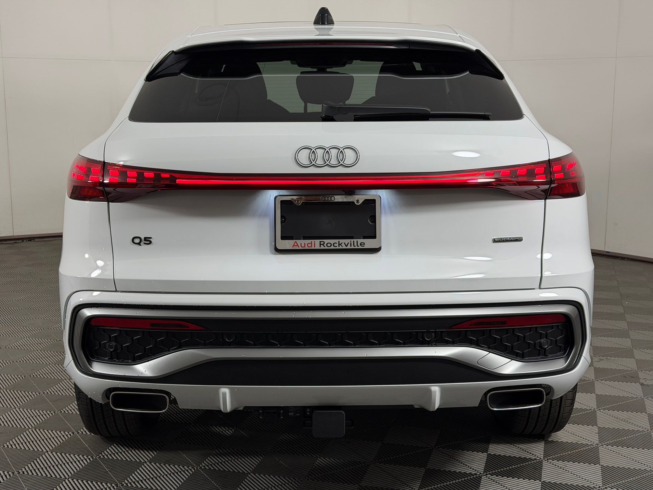 New 2026 Audi Q5 Premium Plus AWD/4WD image 10