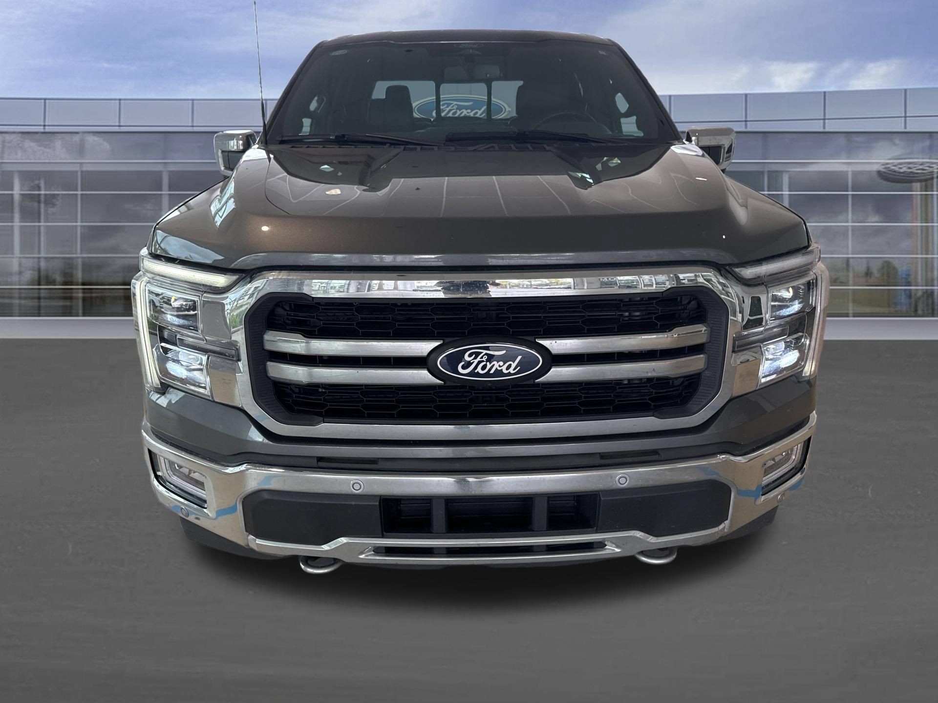 Used 2024 Ford F150 Lariat w/ Tow/Haul Package AWD/4WD image 10