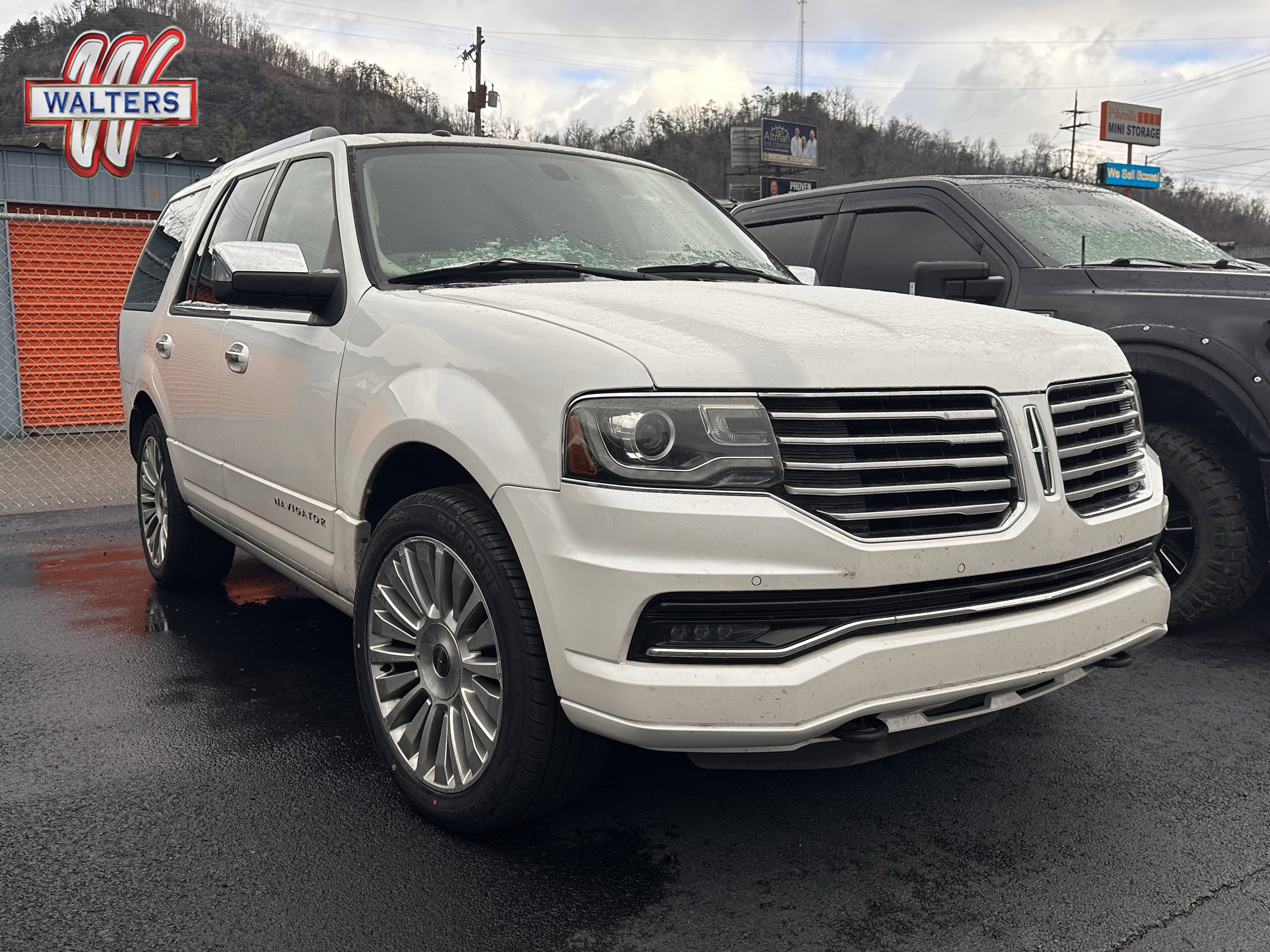 Used 2016 Lincoln Navigator Select