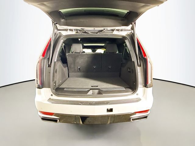 Used 2022 Cadillac Escalade ESV Premium Luxury image 31