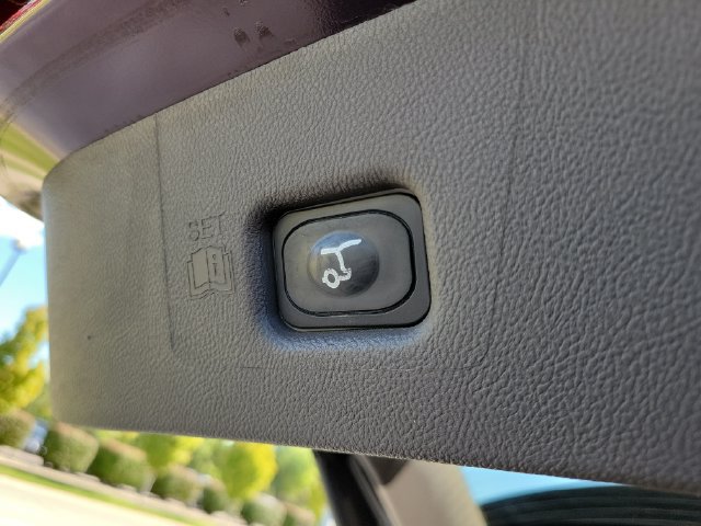 Used 2023 Lincoln Nautilus Reserve AWD/4WD image 30