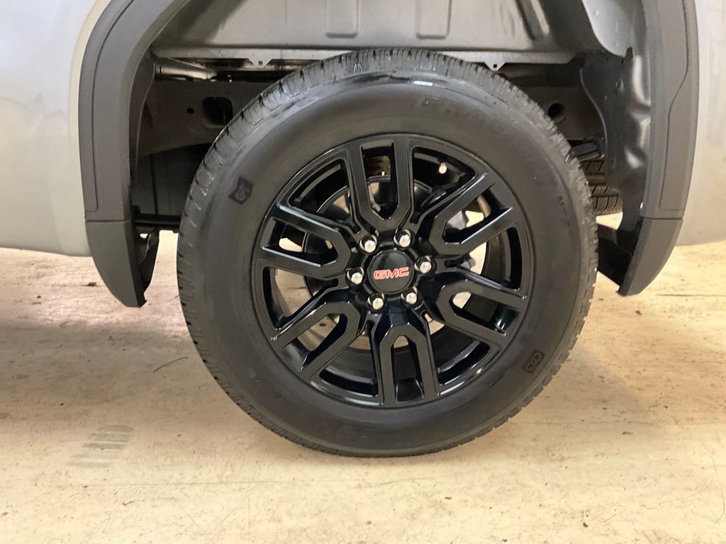 Used 2024 GMC Sierra 1500 Pro w/ Graphite Edition image 13