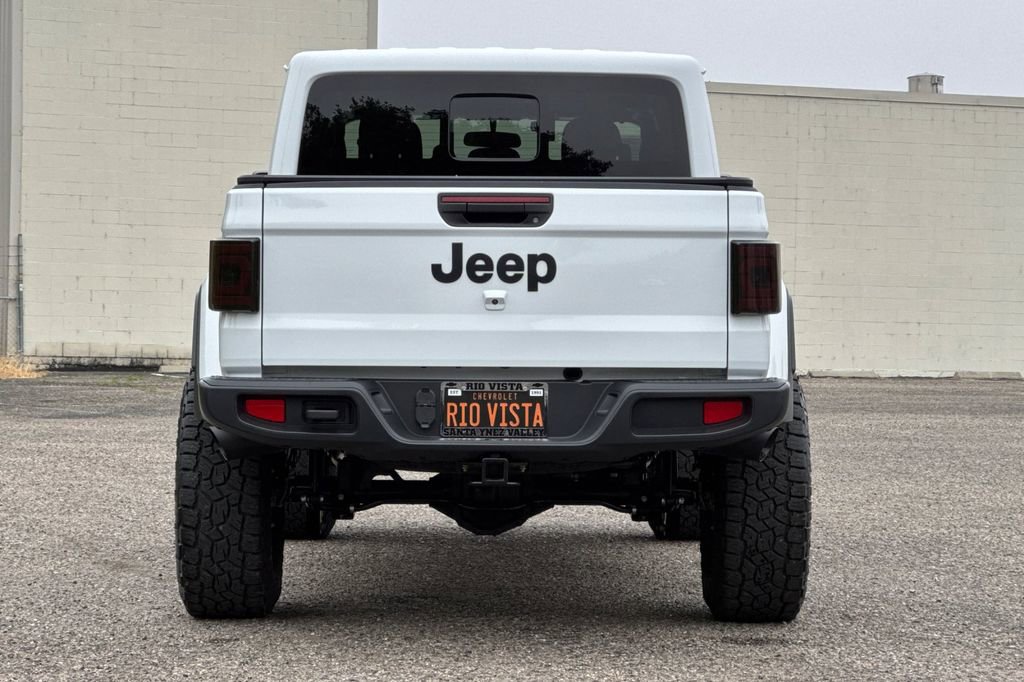 Used 2025 Jeep Gladiator Sport AWD/4WD image 5