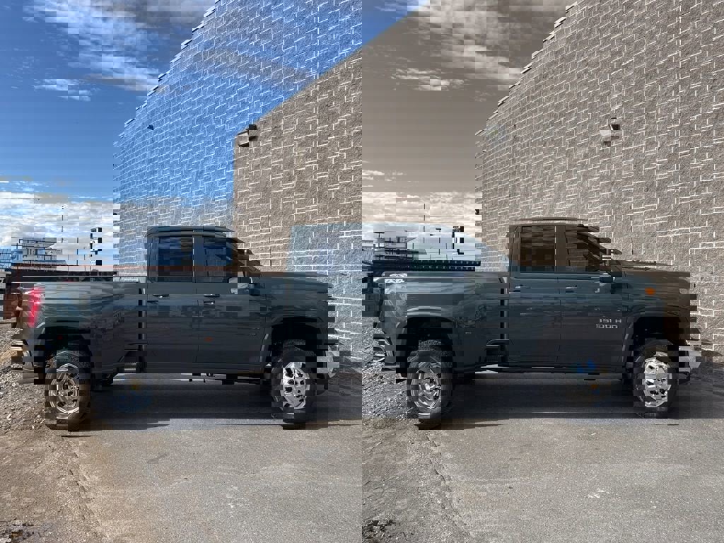 New 2026 Chevrolet Silverado 3500 LT w/ All Star Edition image 4