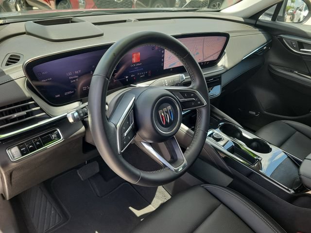 Used 2025 Buick Envision Preferred AWD/4WD image 16
