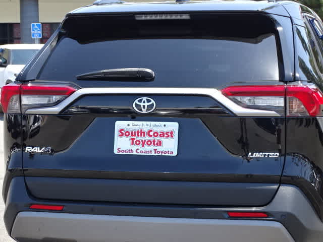 Used 2019 Toyota RAV4 Limited w/ Carpet Mat Package FWD image 15