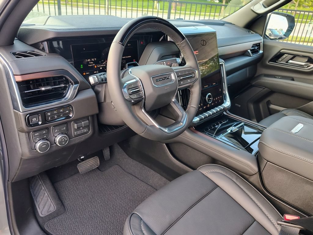 New 2026 GMC Yukon XL Denali w/ Denali Reserve Package AWD/4WD image 25