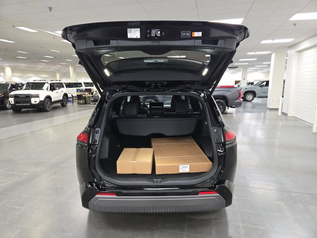 New 2026 Toyota RAV4 XSE AWD/4WD image 15